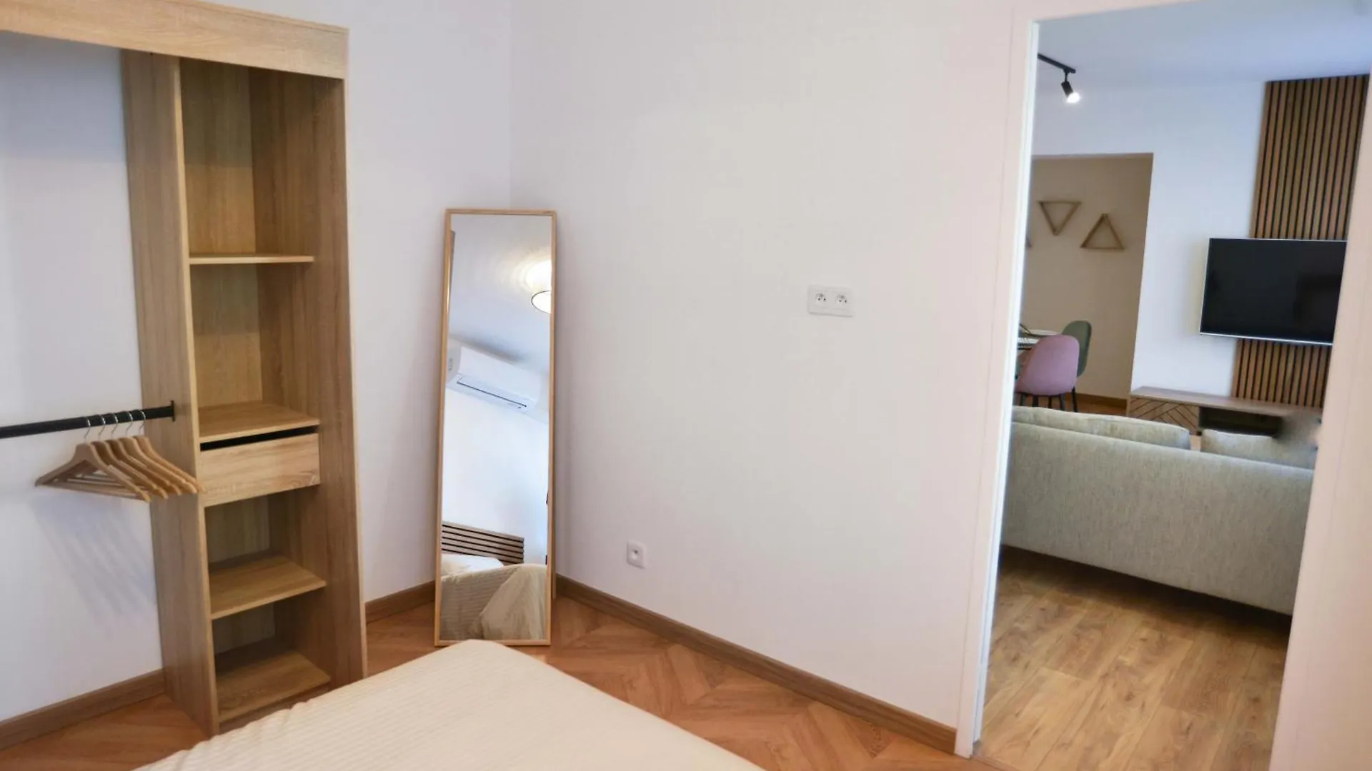 Apartment 50 M Plage & Tram Superbe Appart Recent Nice France