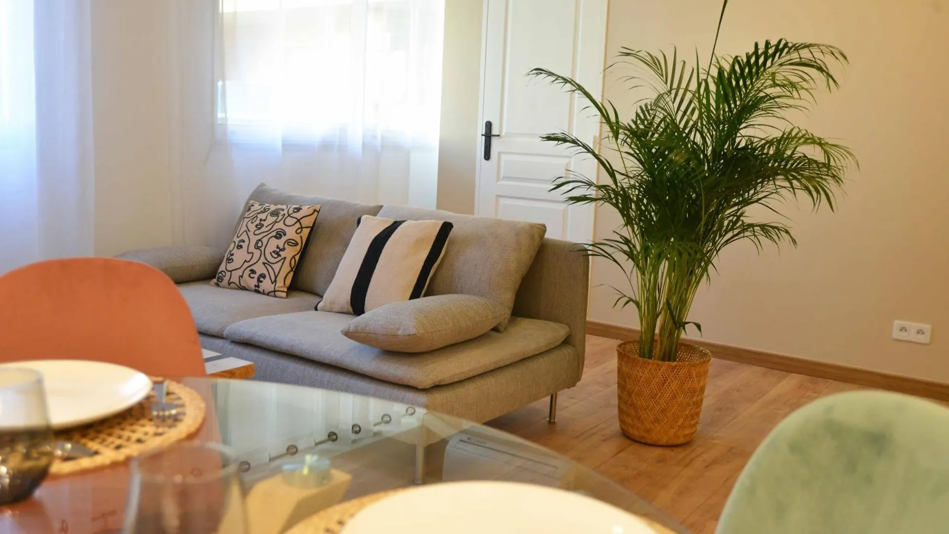 Apartment 50 M Plage & Tram Superbe Appart Recent Nice
